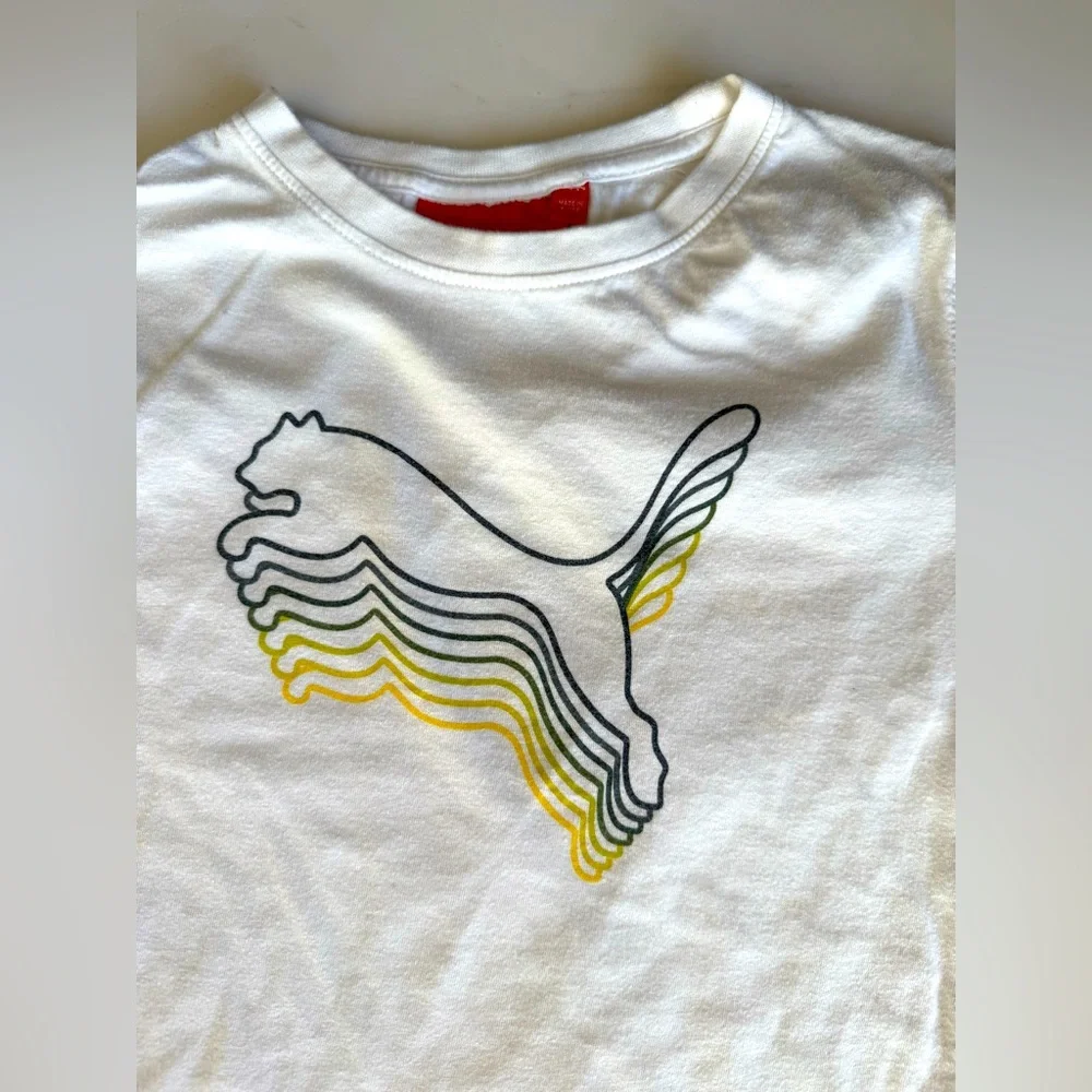 Puma Boys Kids White T-Shirt with Yellow and Black Puma Logo Design Size 5 - Picture 3 of 4